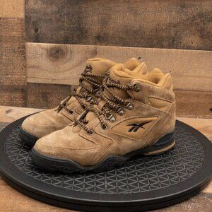 REEBOK VINTAGE WOMENS ATHLETIC SHOES HIKING BOOTS TAN SUEDE OUTDOORS SIZE 8